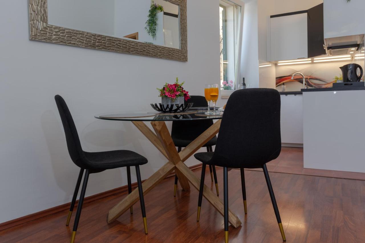 Cozy Central Apartment 3 Guests Split Luaran gambar